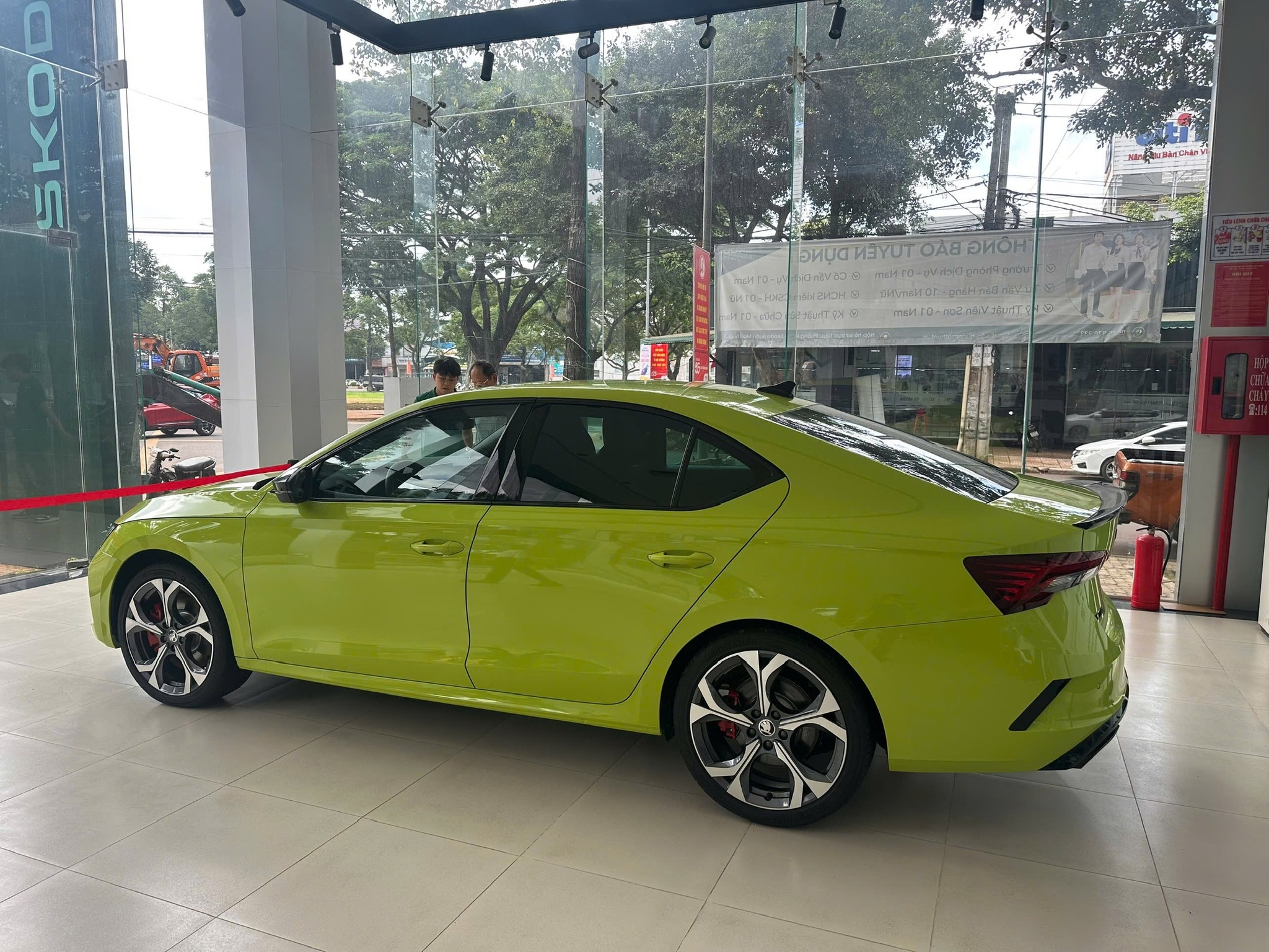 585964461_2723878767990236_1016122854390595004_n