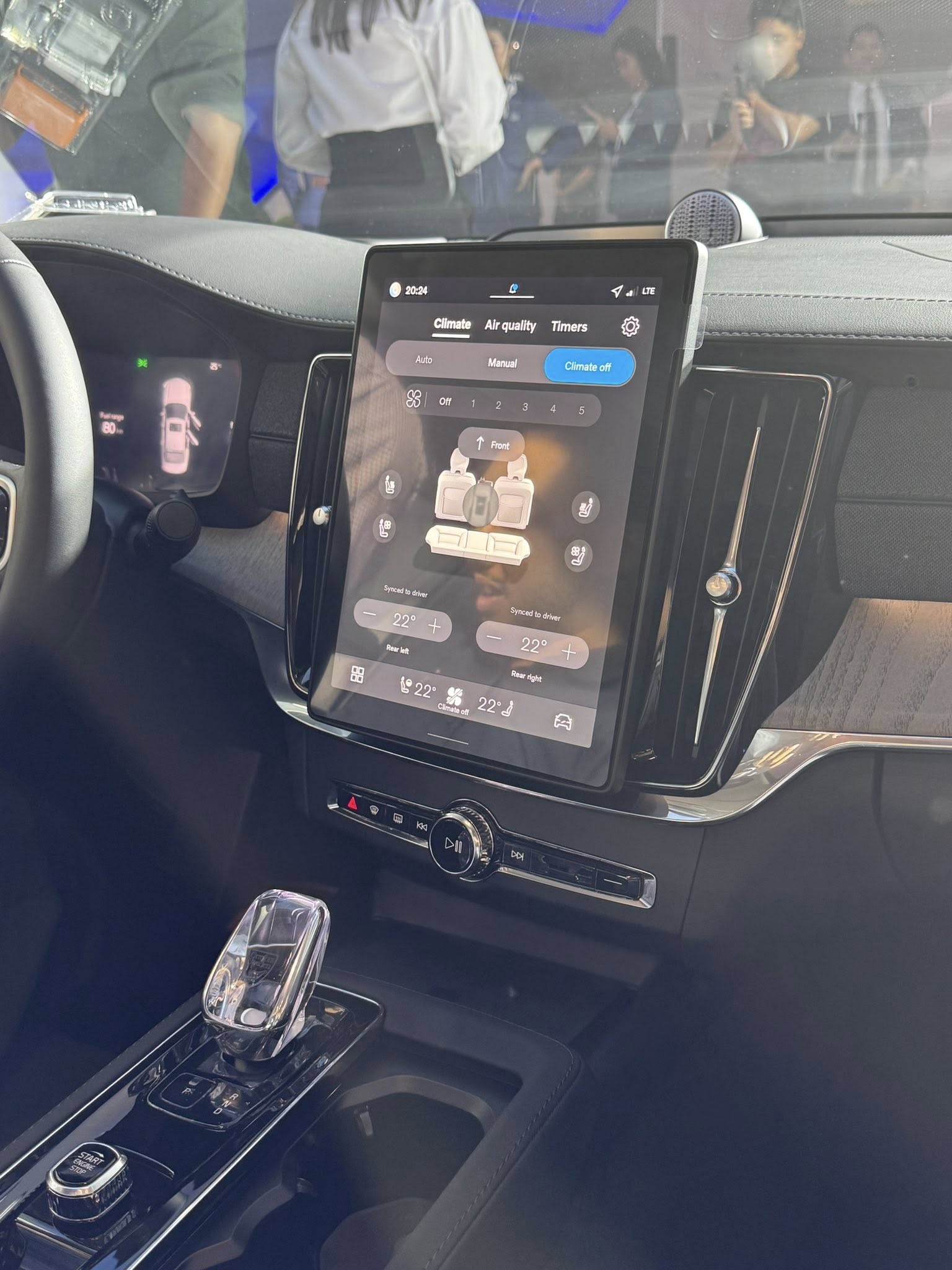 586032303_10163958518300139_8922897956076755356_n