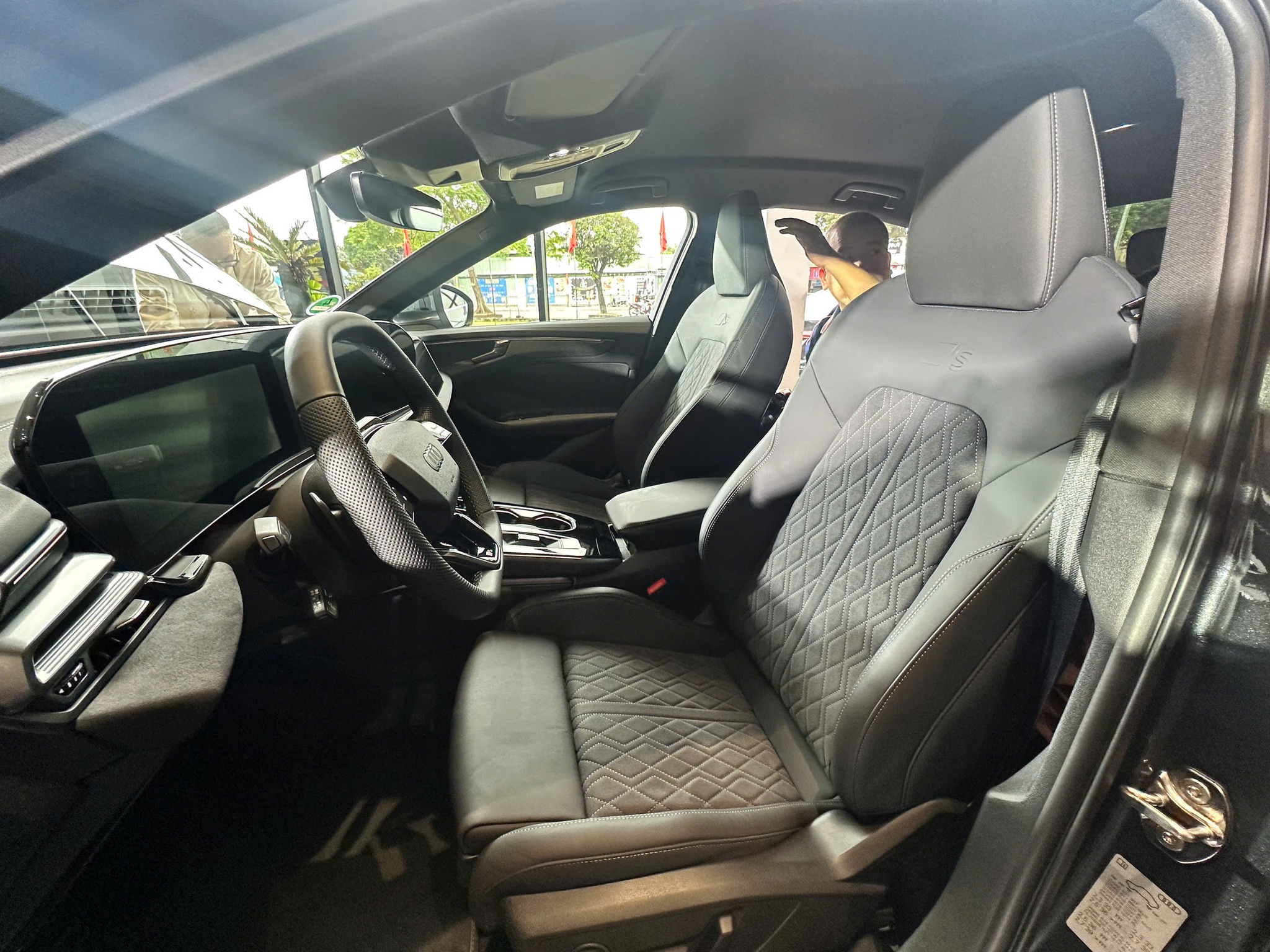 594457246_1322903439876755_6473201010179876115_n