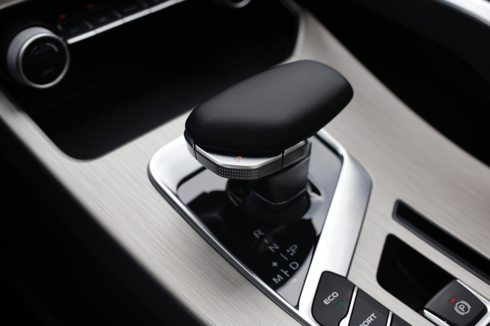 Geely Coolray 21