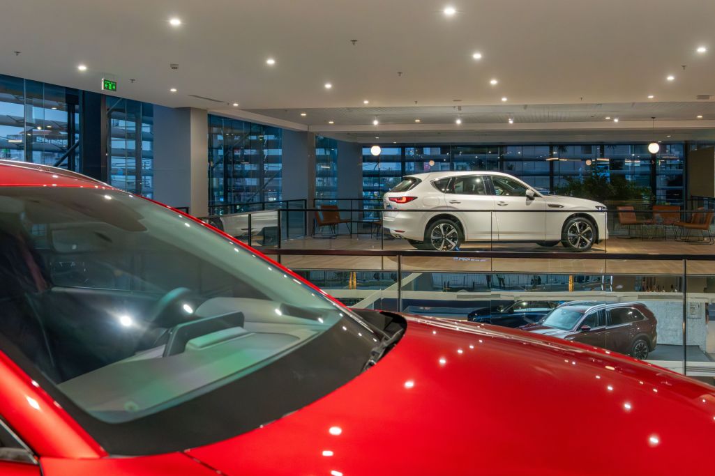 mazda showroom_101225_11