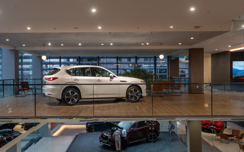mazda showroom_101225_17