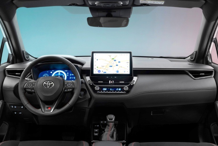 toyota corolla cross gr sport 3
