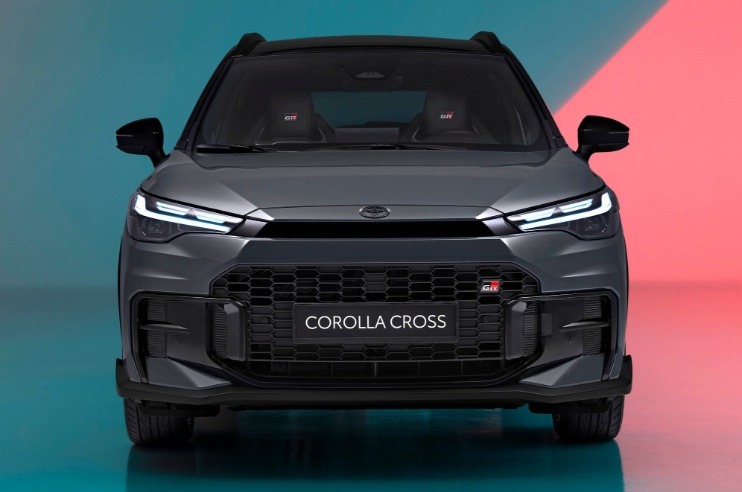 toyota corolla cross gr sport 4