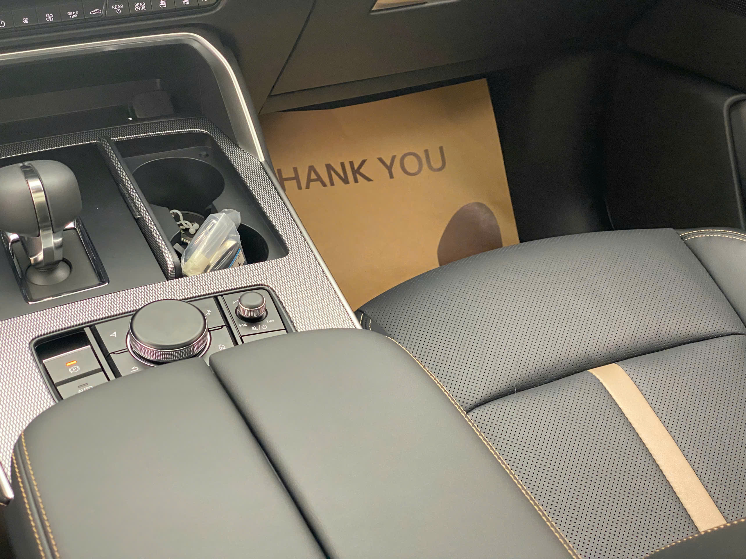 z7316280957115_1bef36e0b1be3665cdc4cba3e3d43898