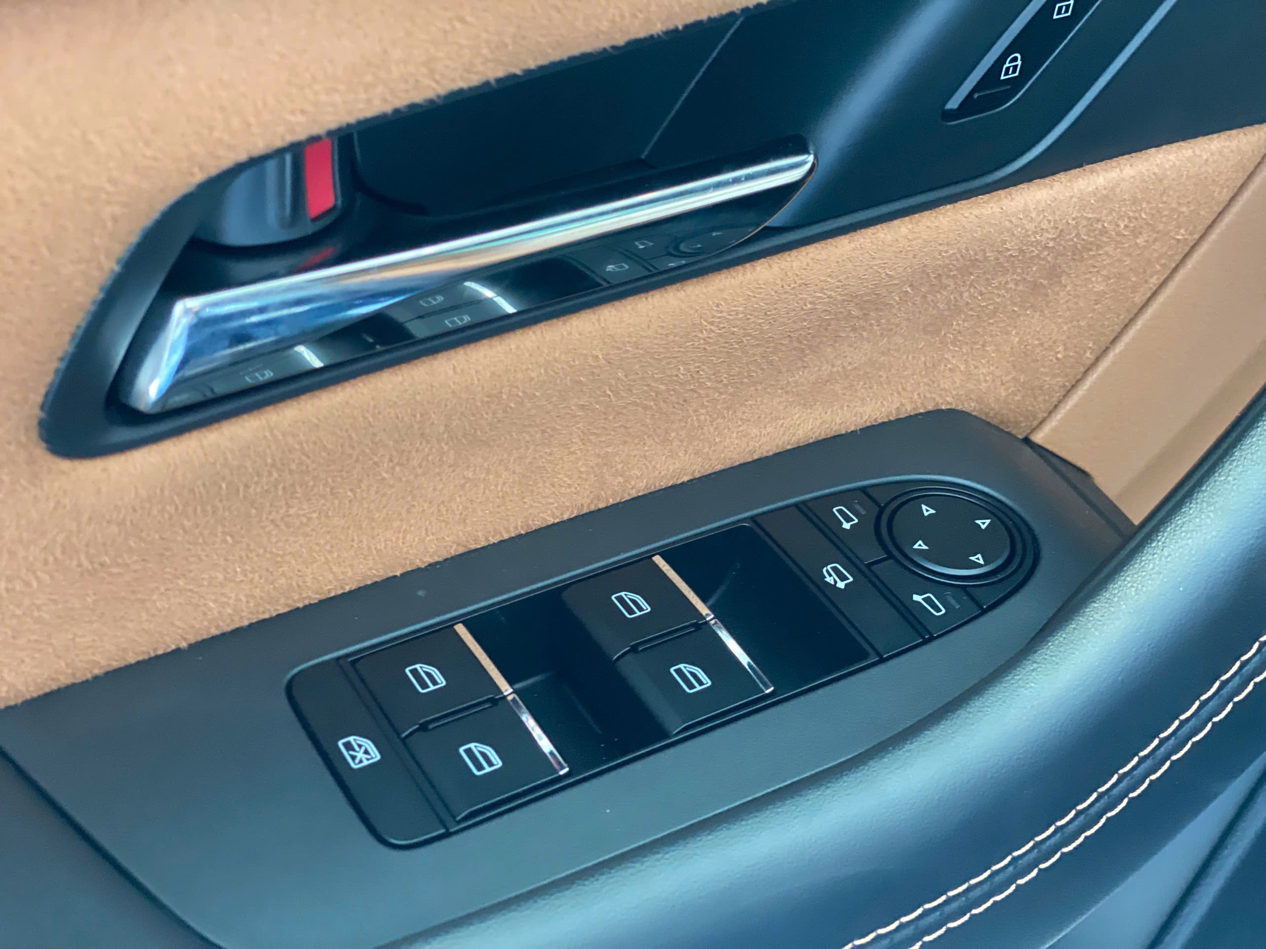 z7316281409829_43504399a053aee4366a3854f25f73d8