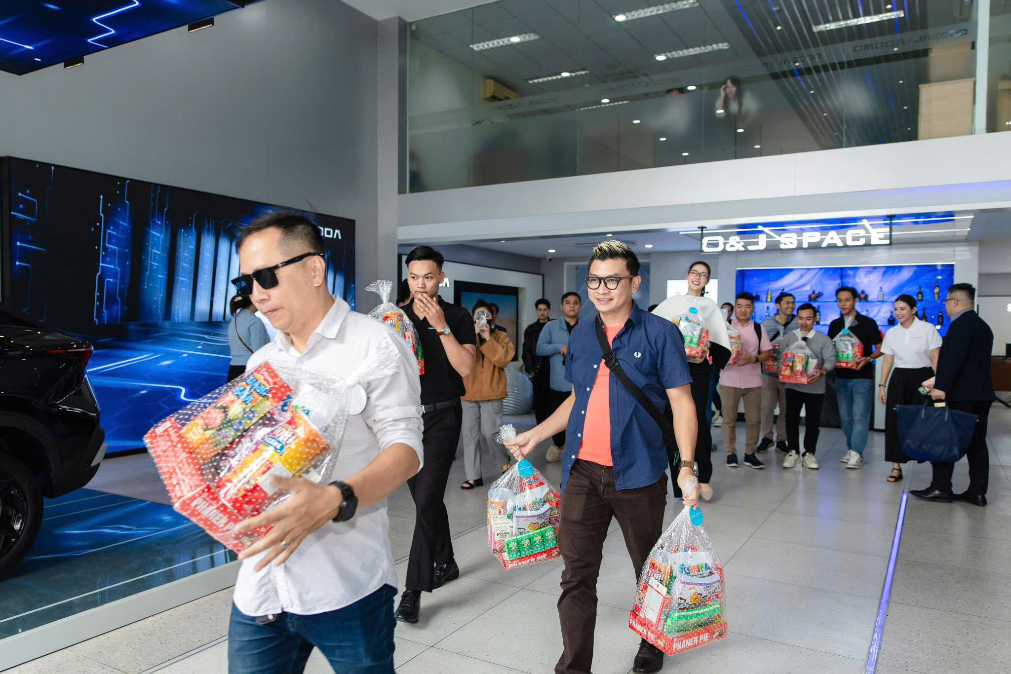 z7473584693855_4b4f4d6ef08a4fd7c56adc2516ca1a03